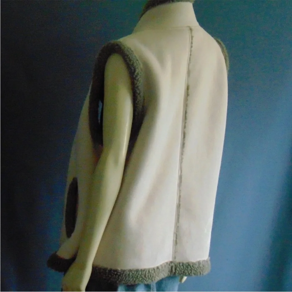 Anthropologie - Akemi + Kin Ivory Faux Suede Shearling Vest - One Size - Picture 8 of 11